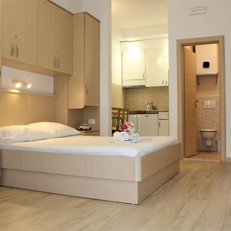 City Center Apartments Miro Makarska Esterno foto