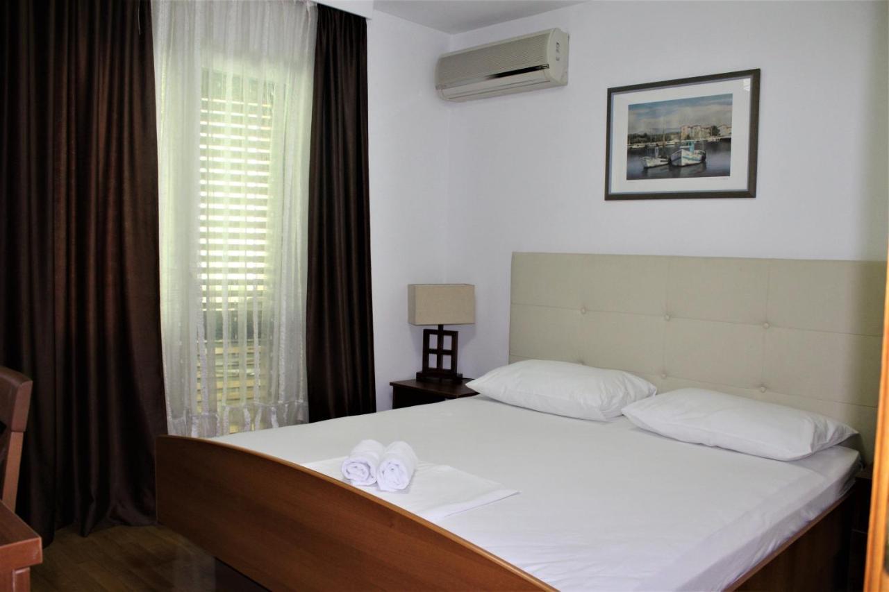 City Center Apartments Miro Makarska Esterno foto