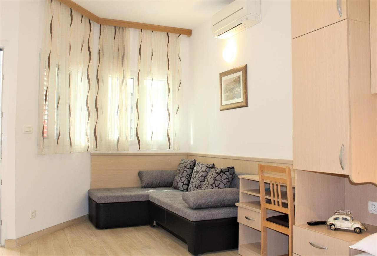 City Center Apartments Miro Makarska Esterno foto